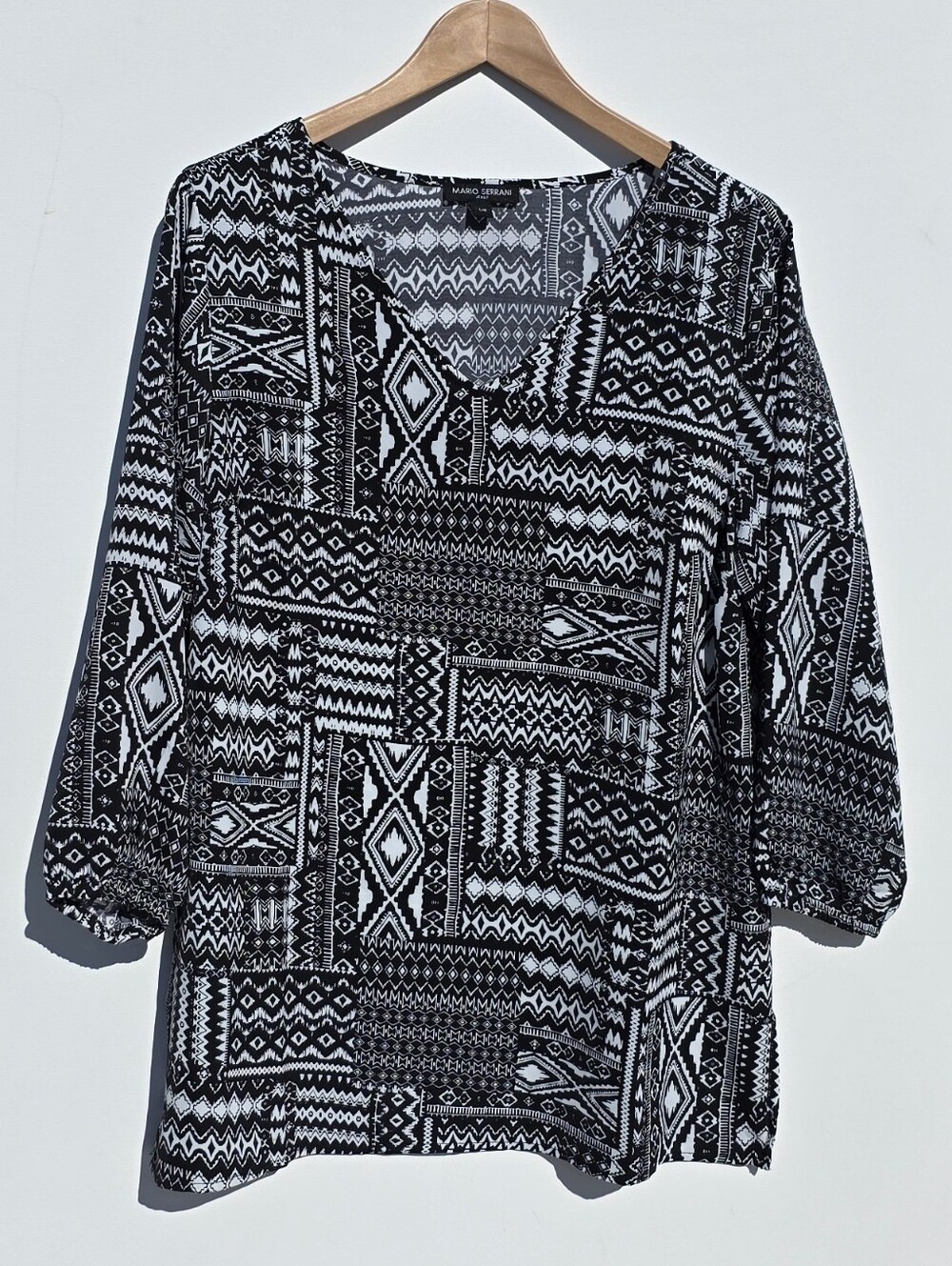 Mario Serrani Italy Size L Black and White Geometric Tunic Top